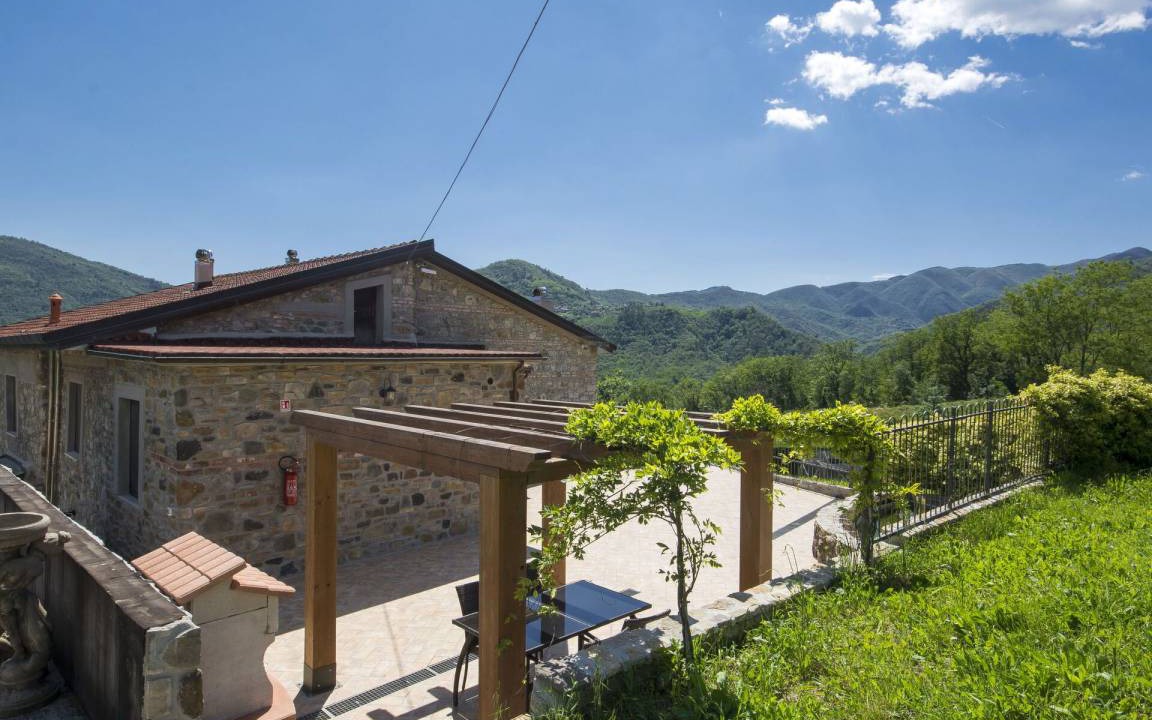 Photo of Buildings in Tresana