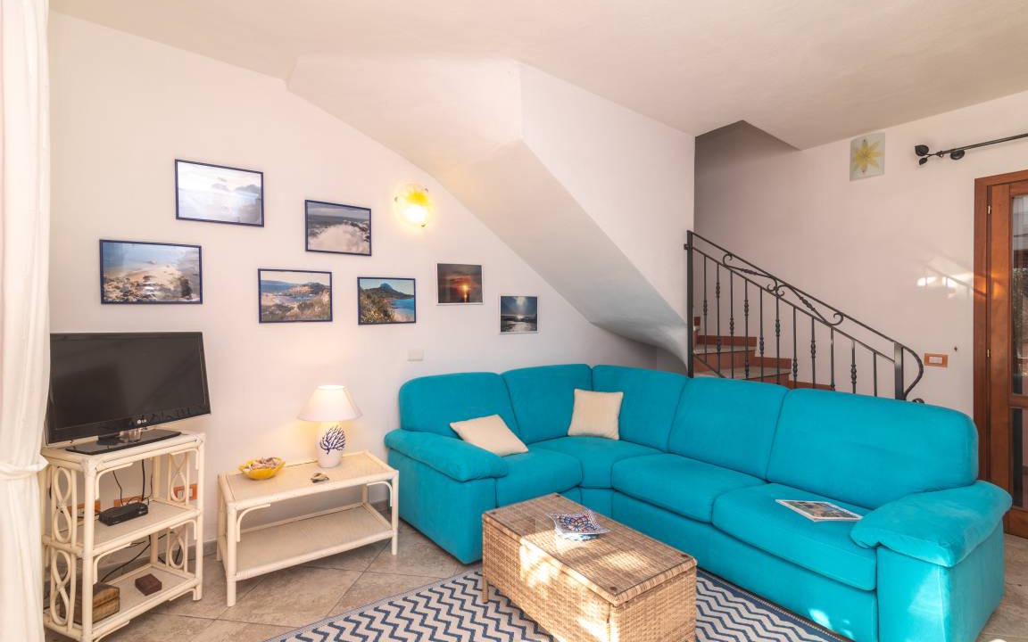 Photo of Livingroom in Monte Petrosu