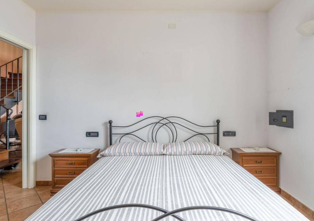Photo of Bedroom in Villa Viani