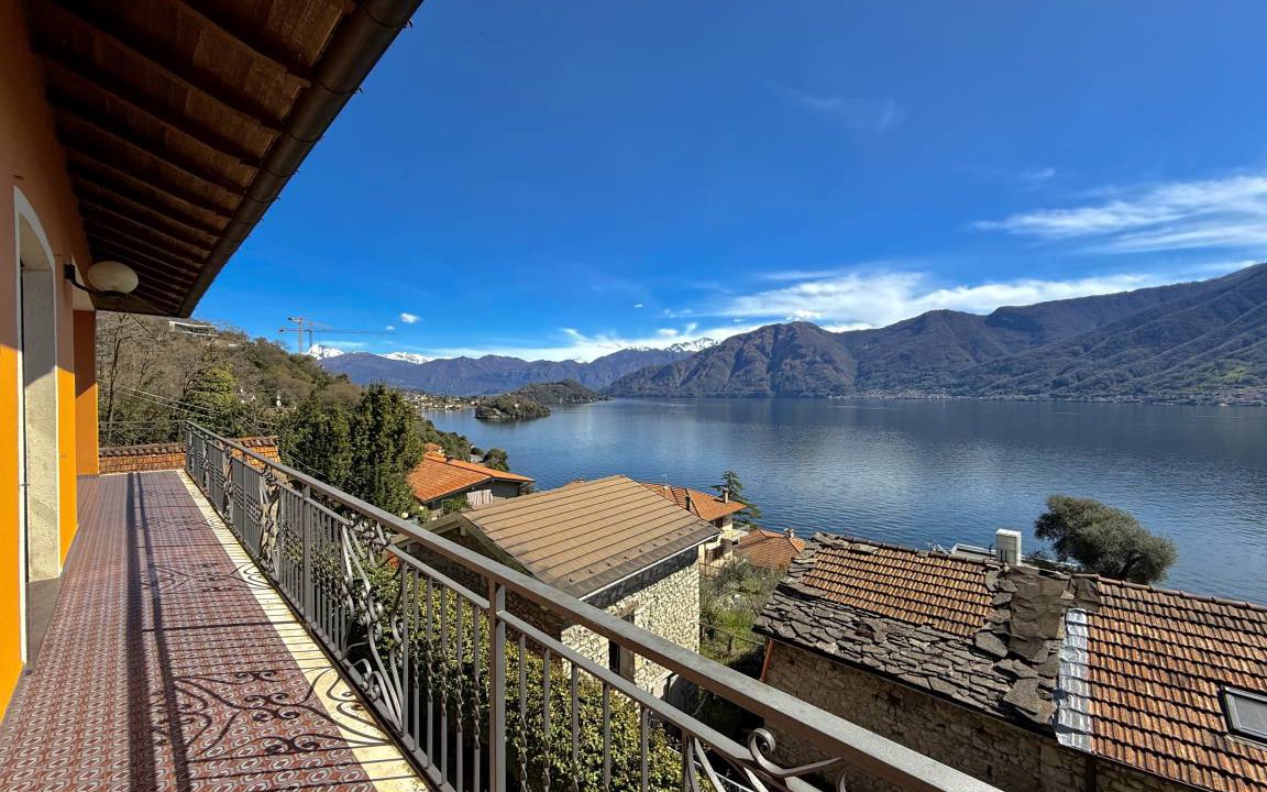 Photo of Patio Balcony in Sala Comacina