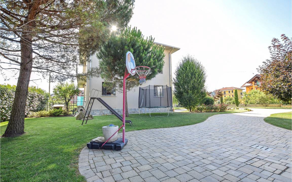 Photo of Others in Gozzano
