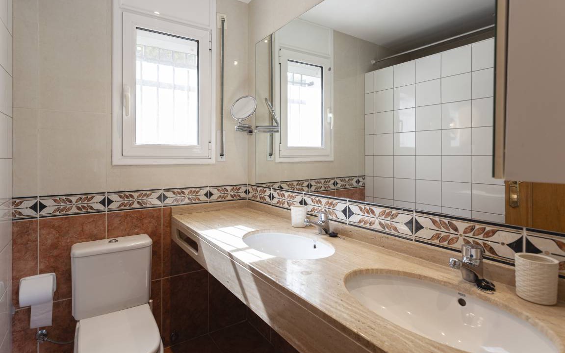 Photo of Bathroom in Calonge
