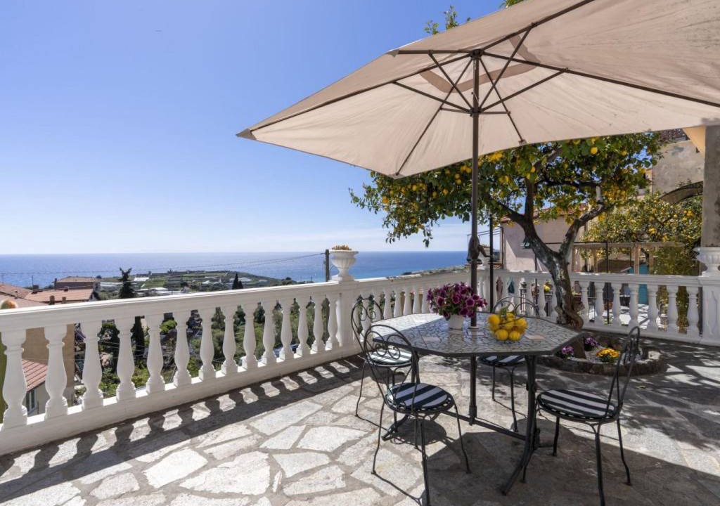 Photo of Patio Balcony in Terzorio