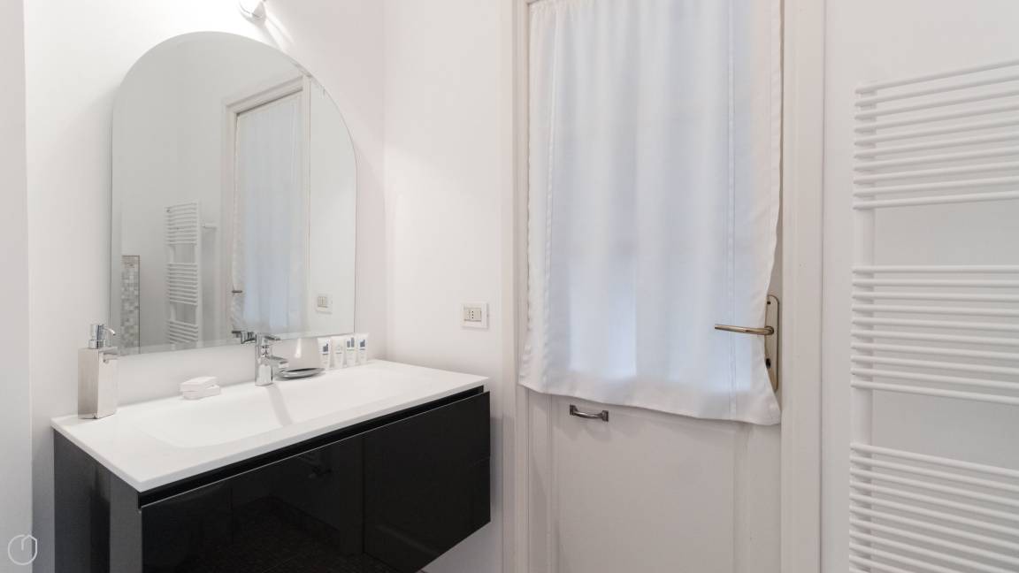 Photo of Bathroom in Sanremo Centre
