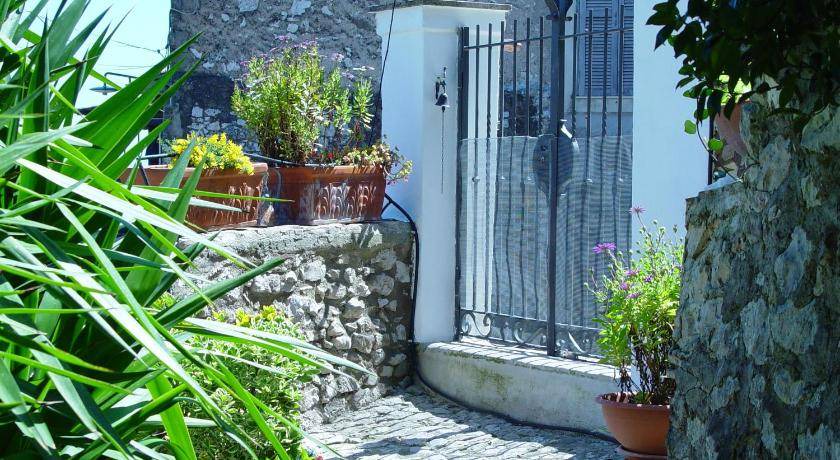 Photo of Others in Artena