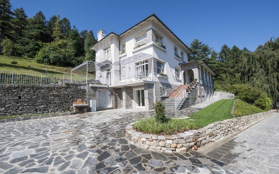 Photo of Others in Baveno