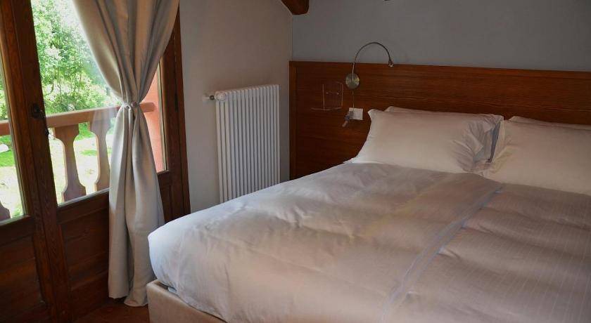 Photo of Bedroom in Alagna Valsesia