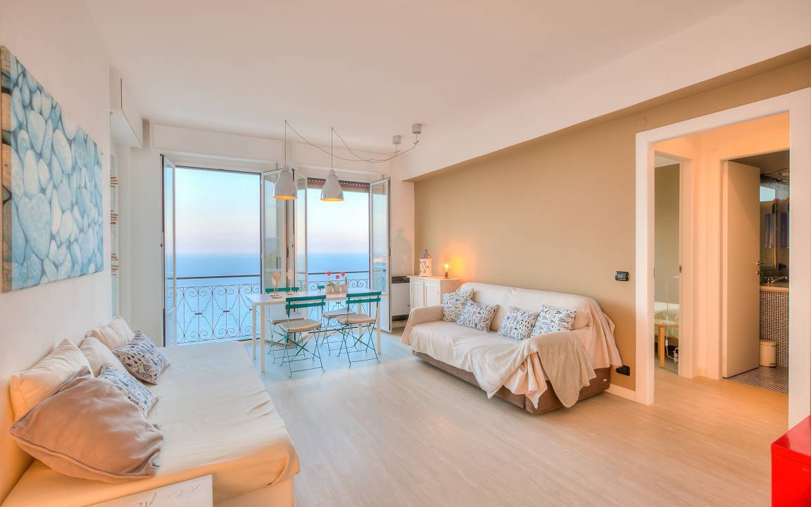 Photo of Bedroom in Capo Mimosa-Rollo