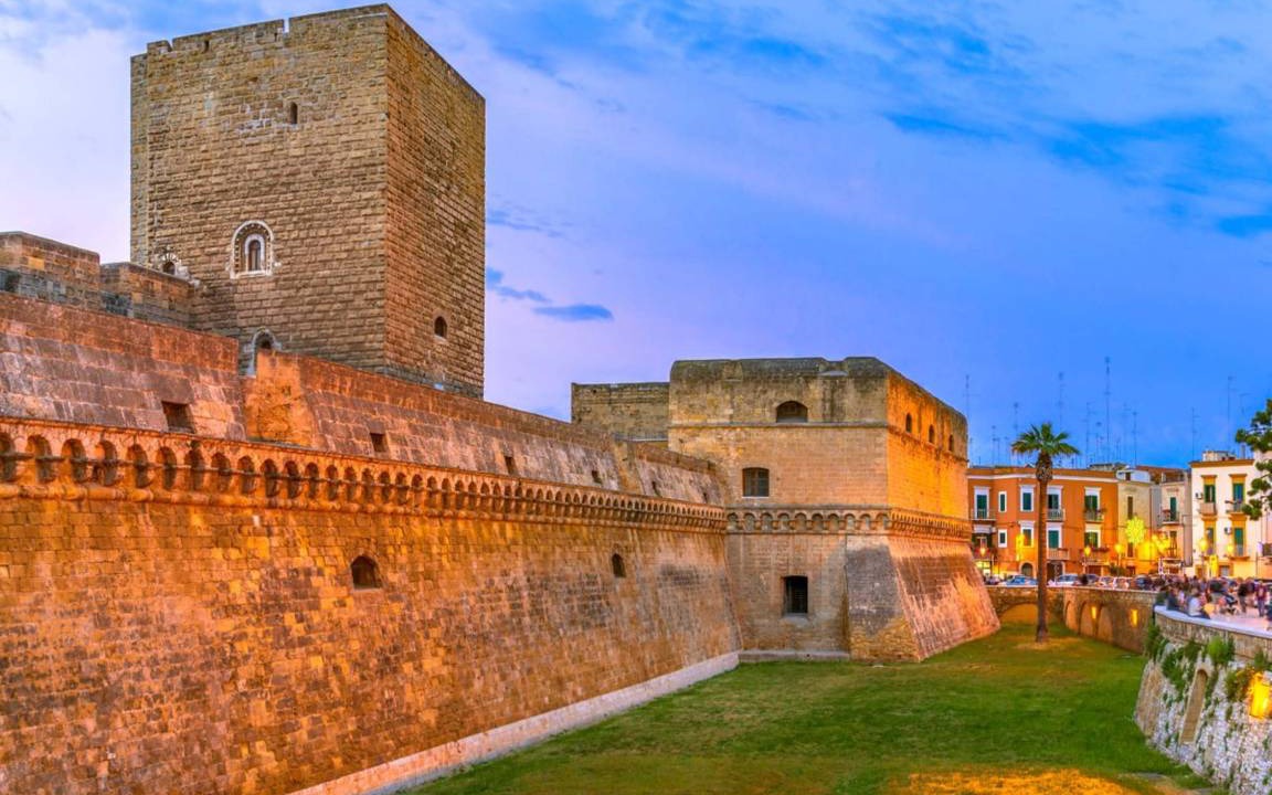 Photo of Buildings in Municipio 1