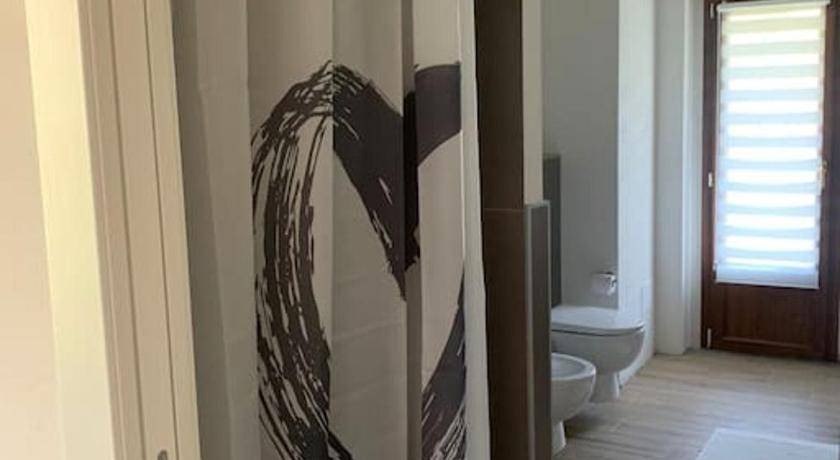 Photo of Bathroom in Carema