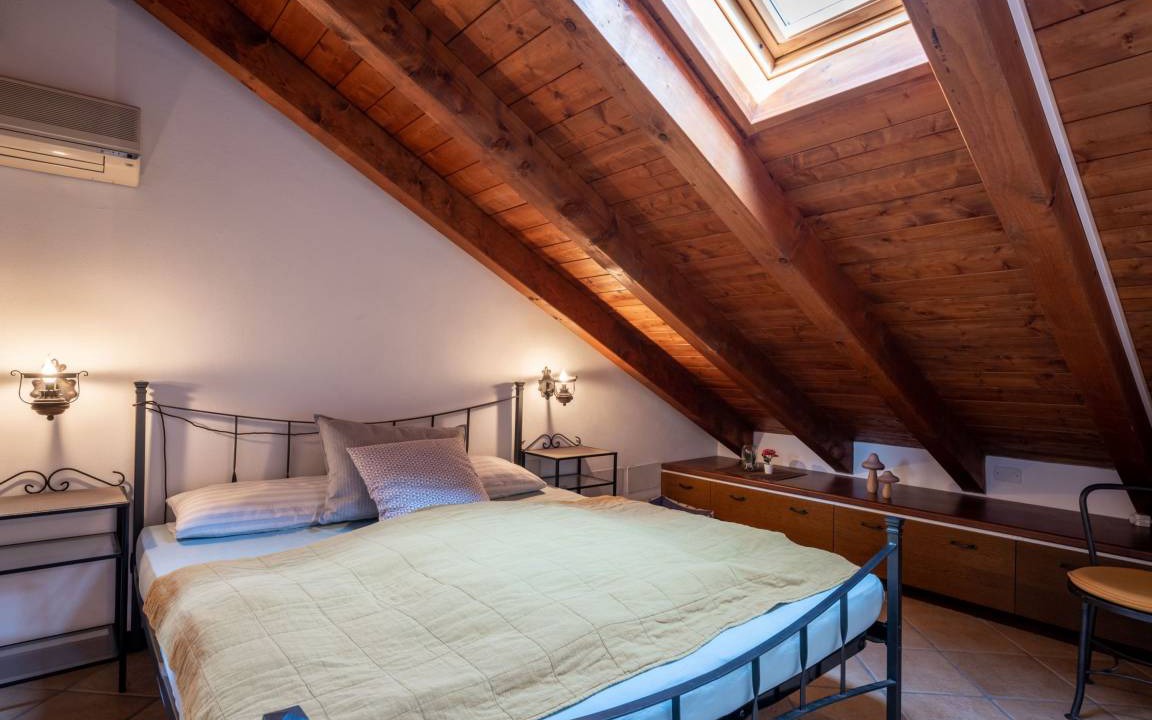Photo of Bedroom in Pettenasco