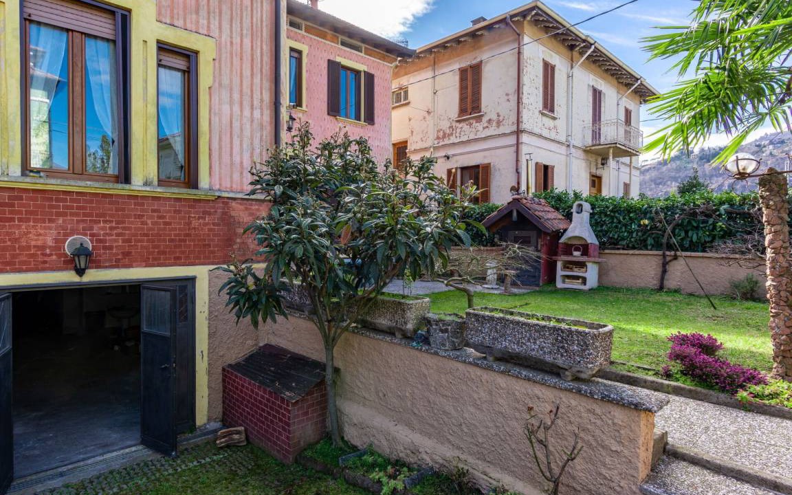 Photo of Buildings in Porto Ceresio