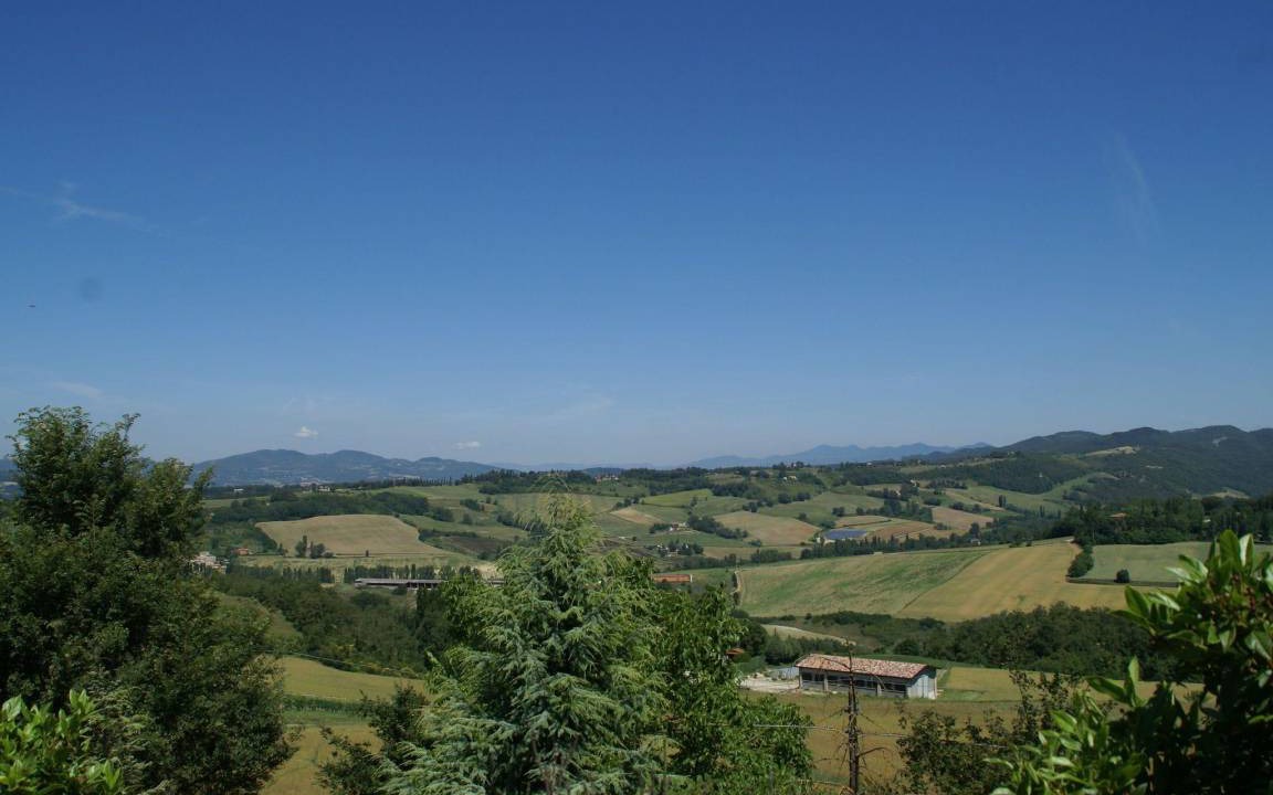 Photo of Outdoor in Montone