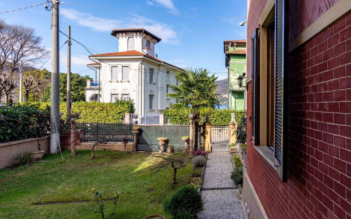 Photo of Buildings in Porto Ceresio