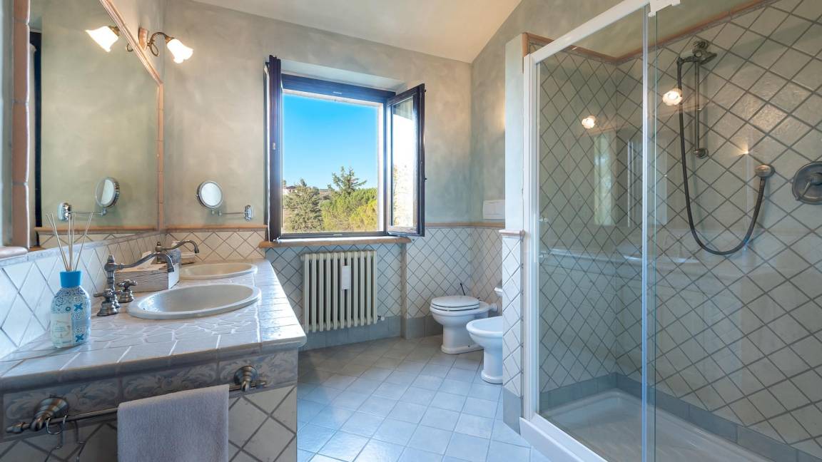 Photo of Bathroom in Civitanova Alta