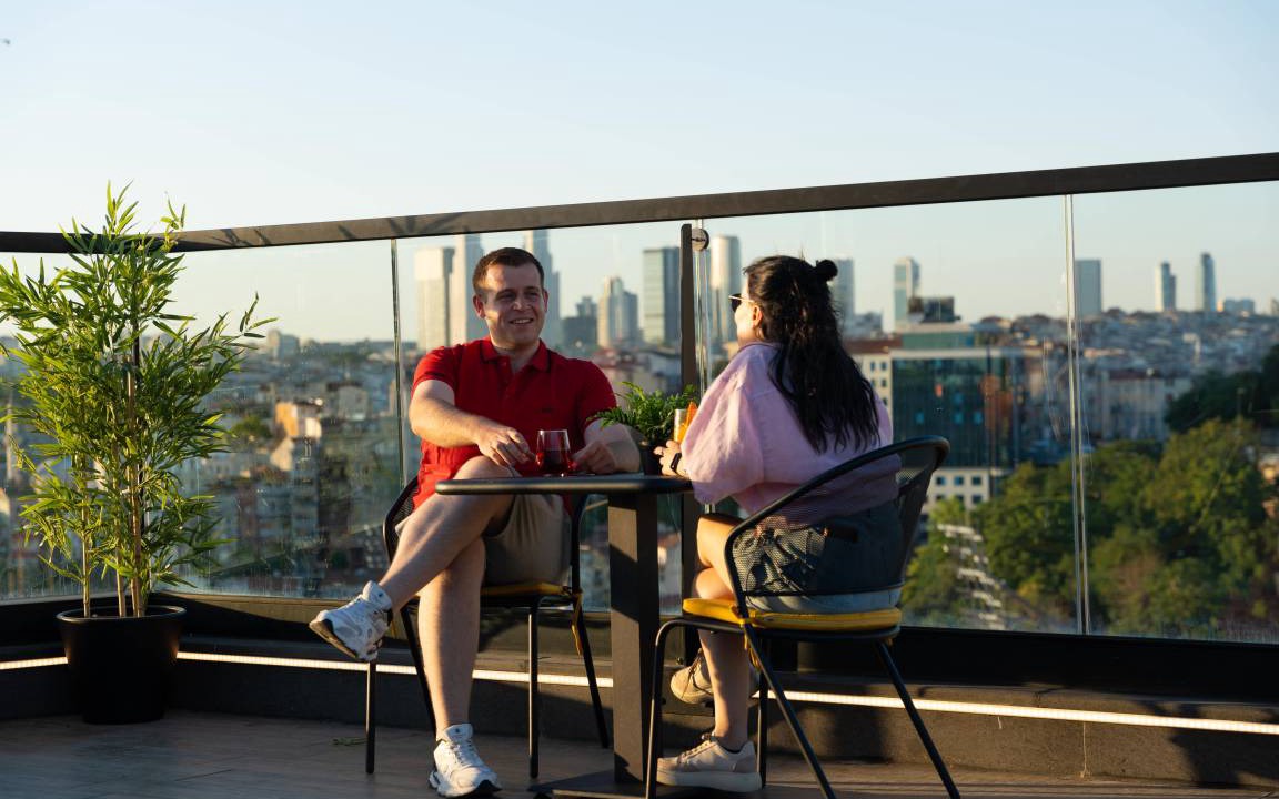 Photo of Patio Balcony in Pera