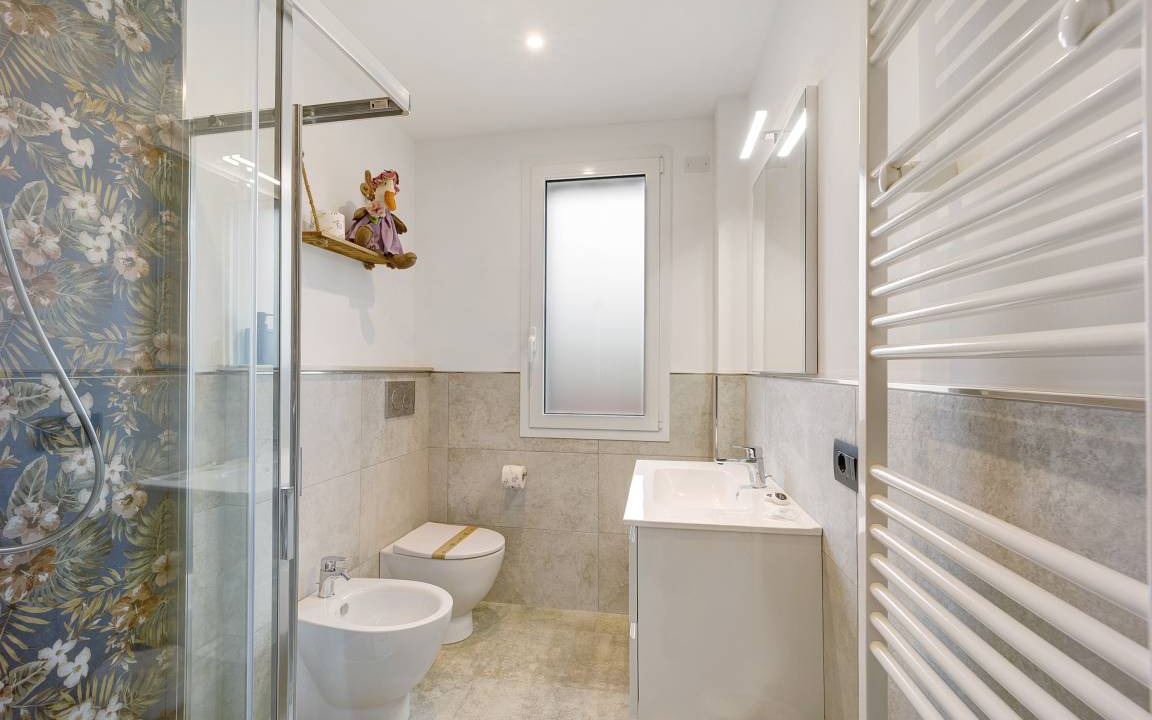 Photo of Bathroom in Andora