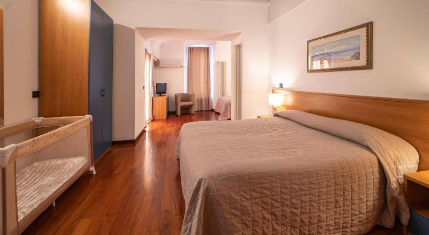 Photo of Bedroom in Castro