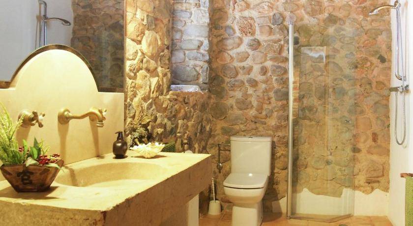 Photo of Bathroom in Navata