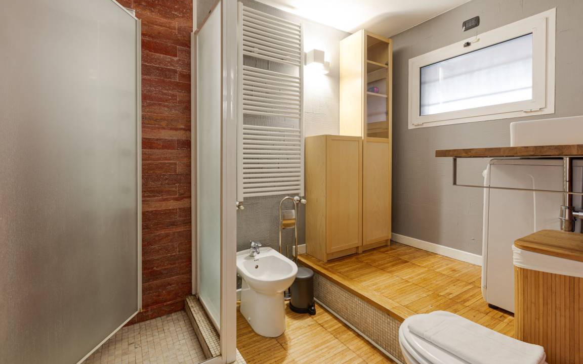 Photo of Bathroom in Gorla