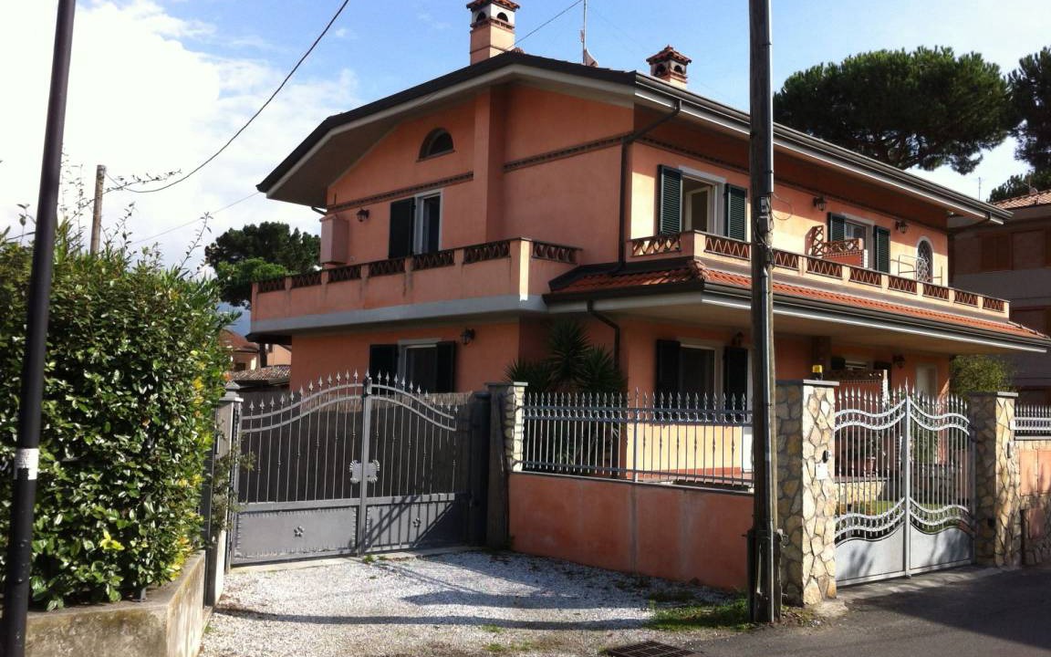 Photo of Others in Cinquale
