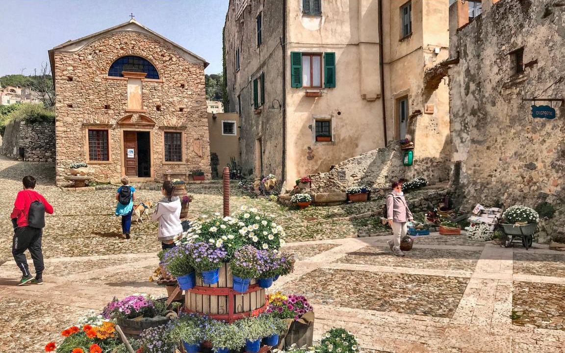 Photo of Others in Magliolo
