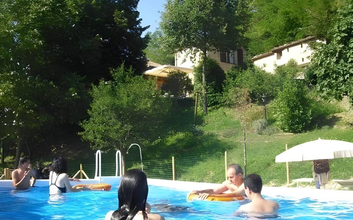 Photo of Human In Picture in Casalfiumanese