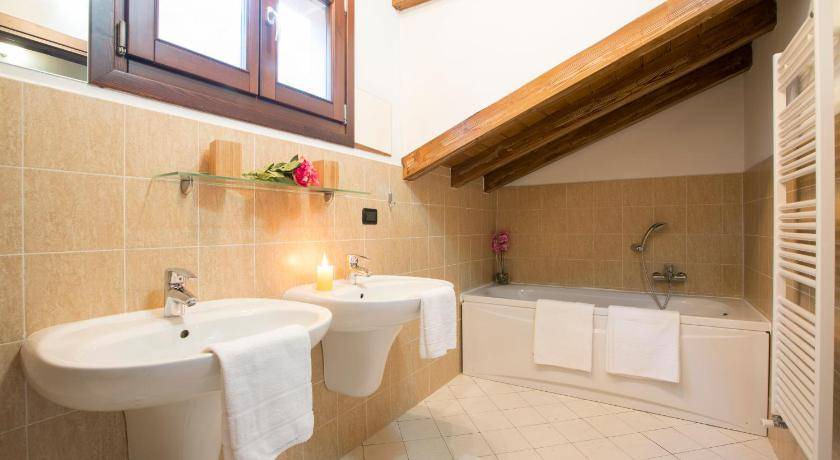 Photo of Bathroom in Blevio