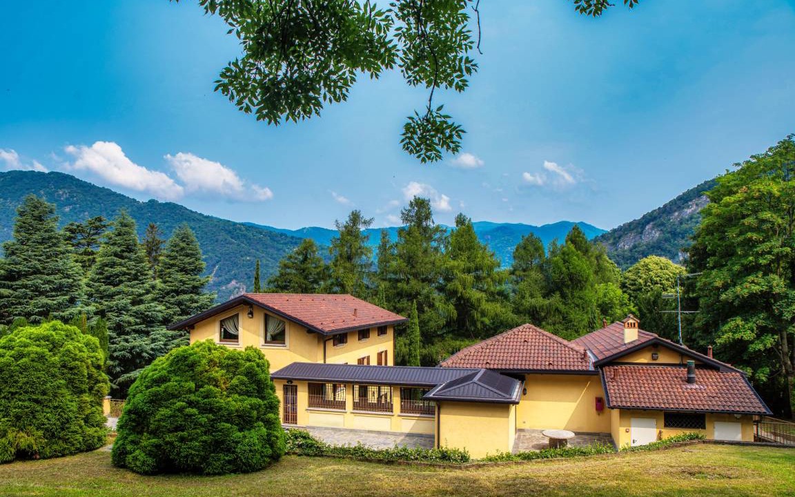 Photo of Buildings in Canzo