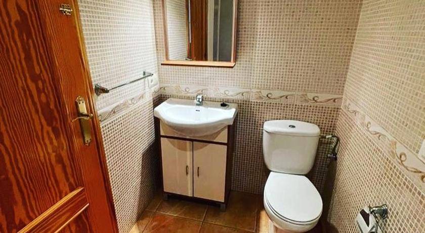 Photo of Bathroom in Linares