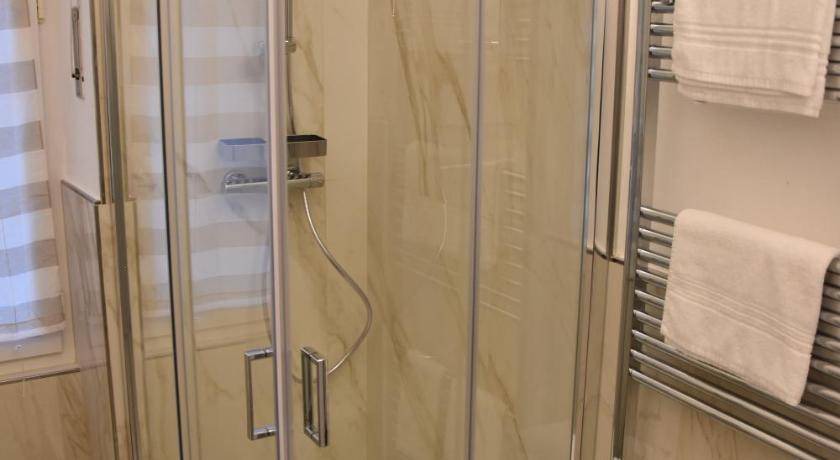Photo of Bathroom in La Spezia Historic Centre