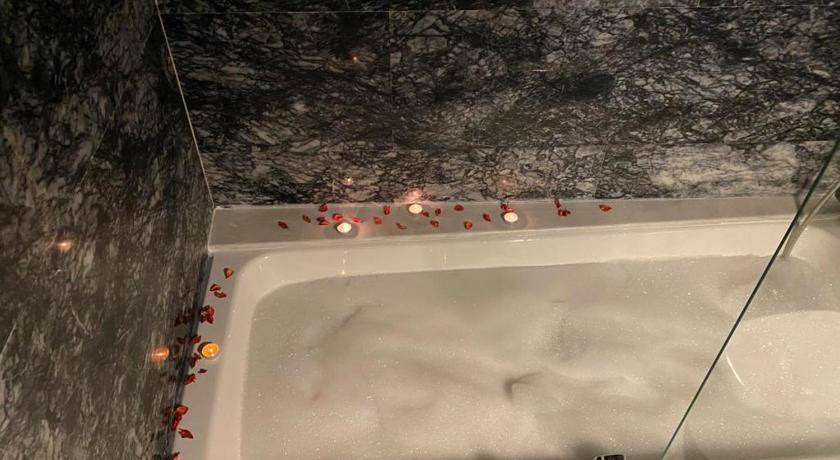 Photo of Bathroom in Nar