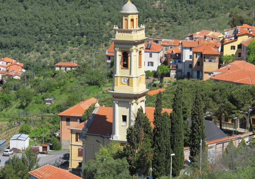 Photo of Buildings in Chiusanico