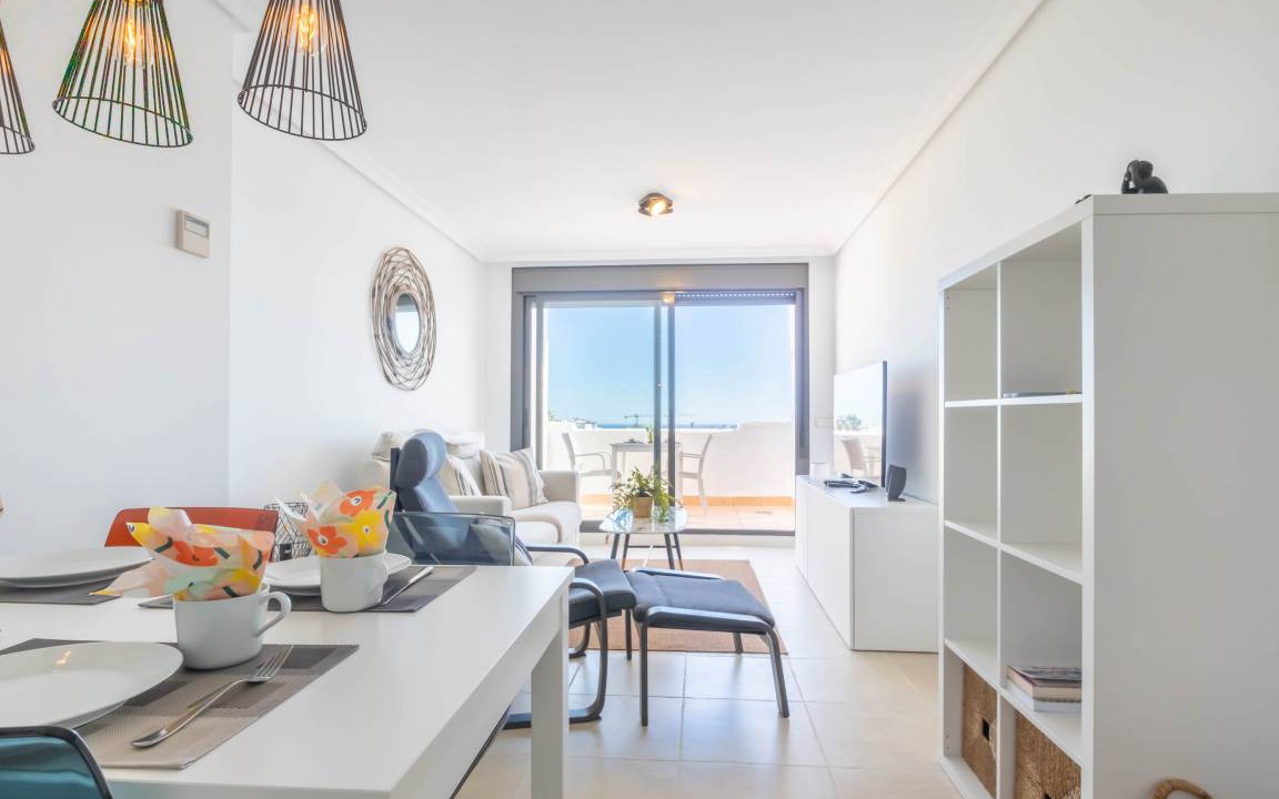 Photo of Livingroom in New Golden Mile