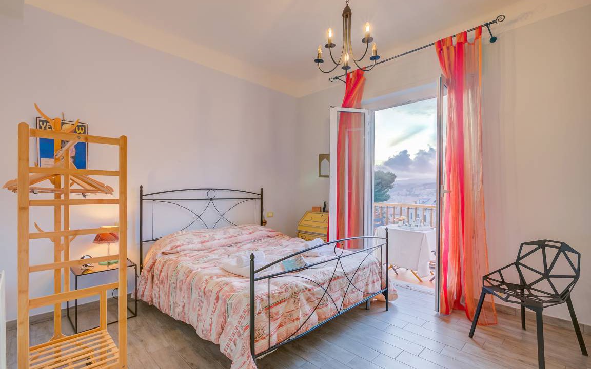 Photo of Bedroom in Oneglia
