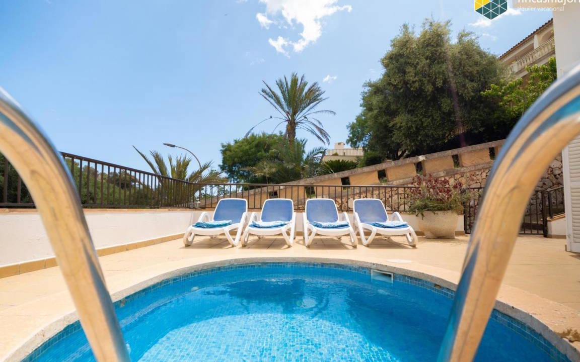 Photo of Patio Balcony in Cala Anguila-Cala Mendia