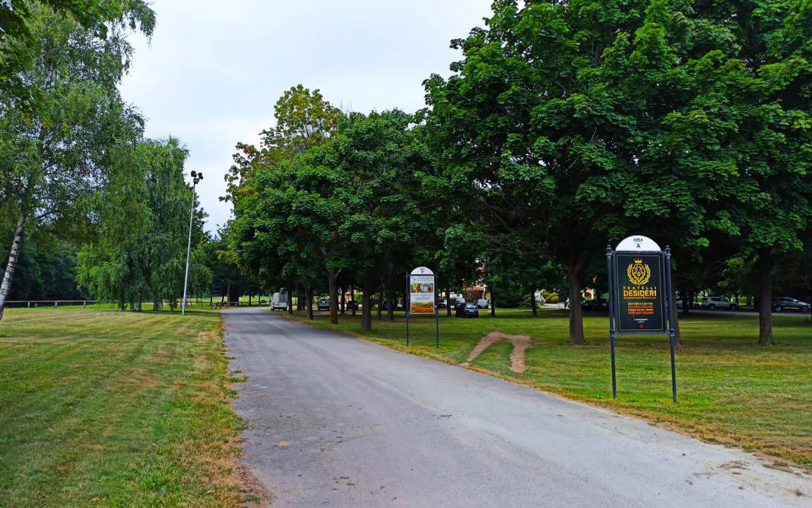 Photo of Others in Boves