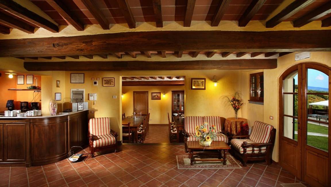 Photo of Others in Margine Coperta-Traversagna