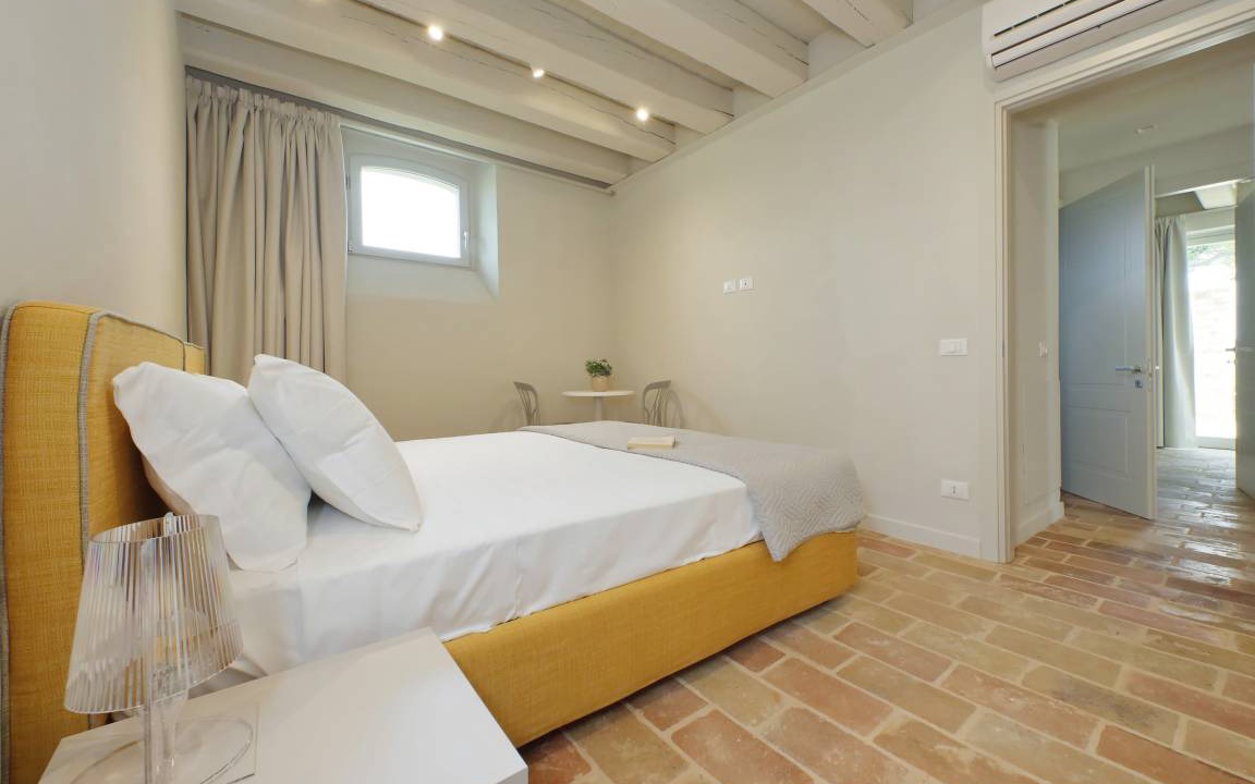 Photo of Bedroom in Villa Musone