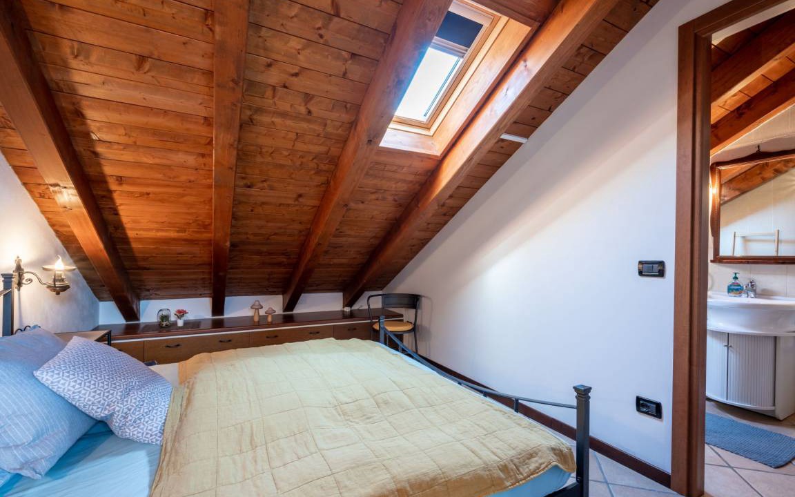 Photo of Bedroom in Pettenasco