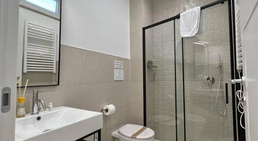 Photo of Bathroom in Volla