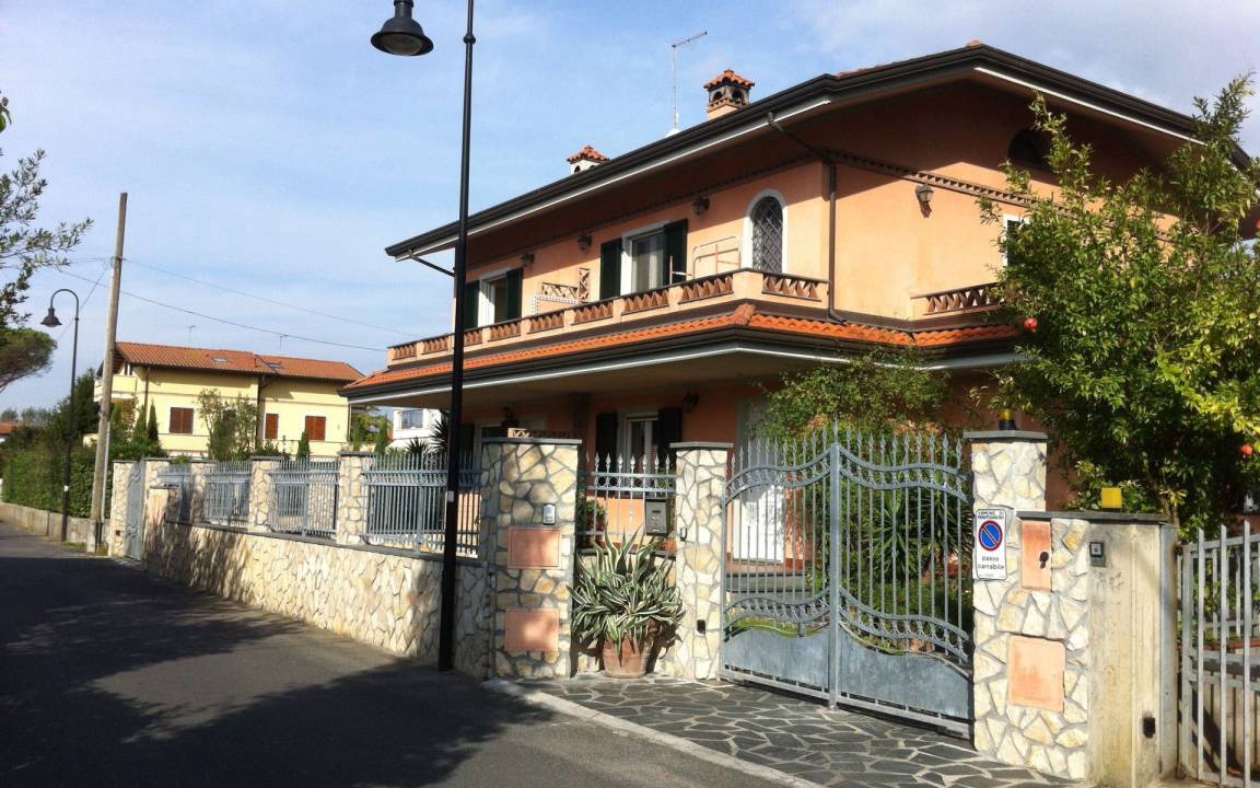 Photo of Others in Cinquale