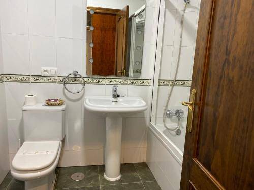 Photo of Bathroom in Adra