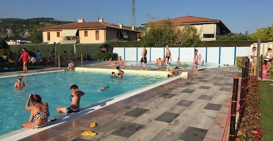 Photo of Others in Sandra