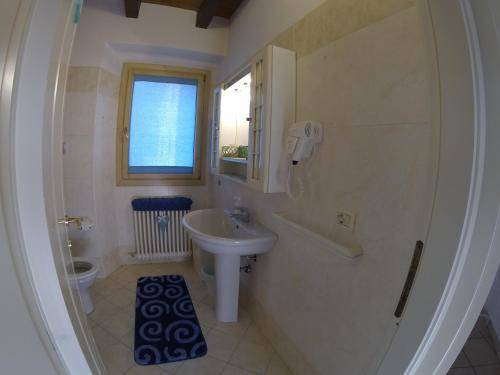 Photo of Bathroom in Monzuno
