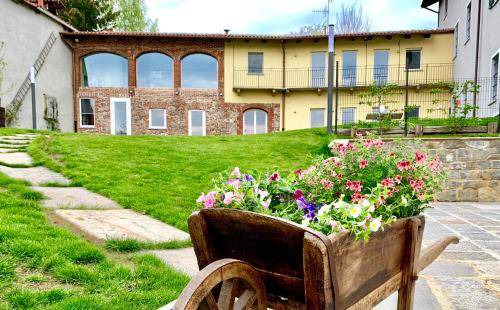 Photo of Others in Biella