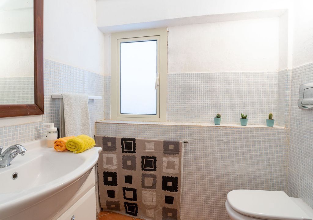 Photo of Bathroom in Kamma