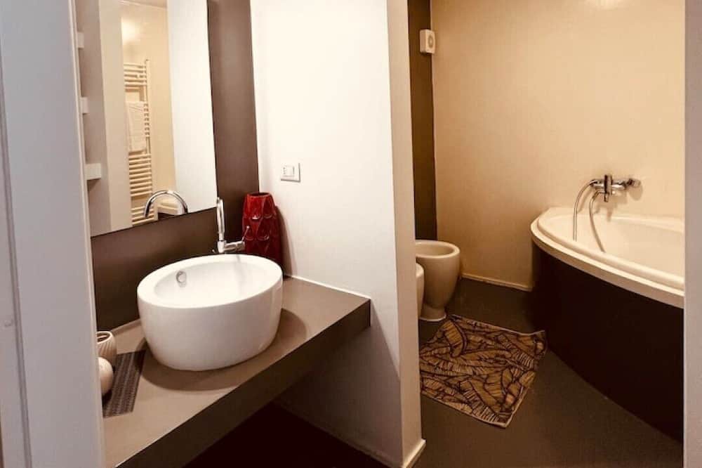 Photo of Bathroom in Alba