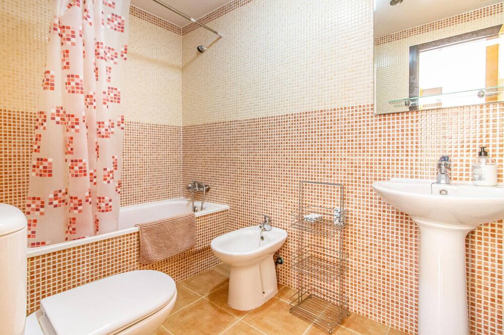 Photo of Bathroom in Los Geraeos