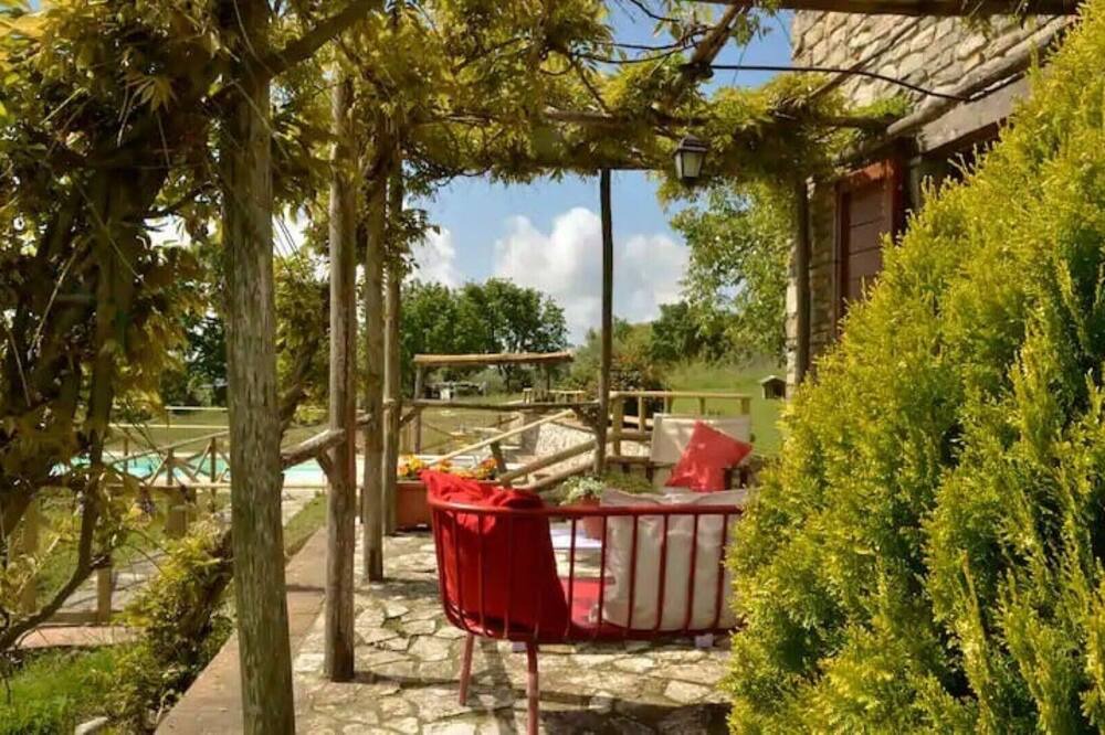 Photo of Patio Balcony in Montegabbione